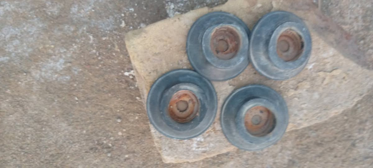 من رخصه مدير الكروب سوبايه  تفصال عوزها بس غسل للبيع ترهم جميع سيارات عدا السايبا سعرها 35مكان شطره اتصل على الرقم ***********
