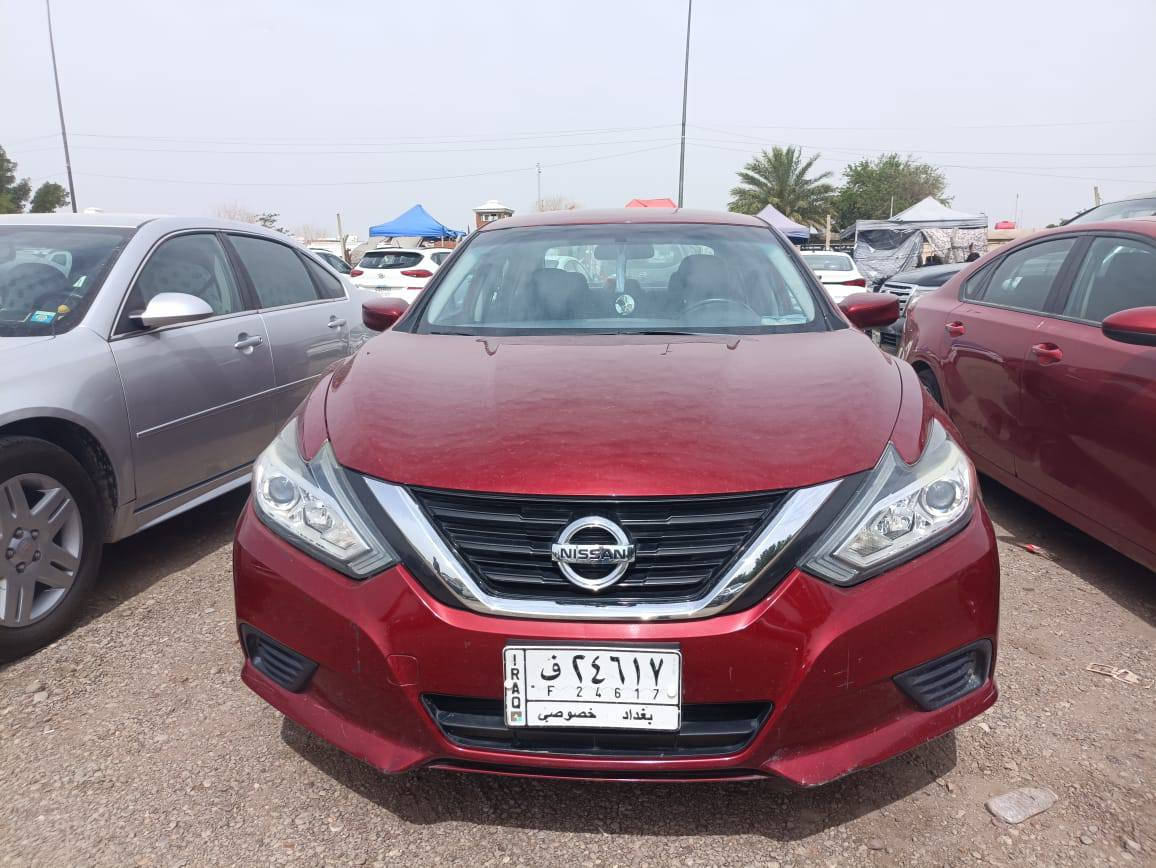 السلام عليكم
نيسان التيما ٢٠١٨ محرك ٢٥٠٠ 

بيع او مراوس ب ٧ راكب
المكان الغزالية ، حي الجامعة

مواصفات s

بصمة، مانع اصطدام، حساس امامي، كامرة خلفية

حادثها صندوك وجاملغ خلفي

بدون اي ايرباك كلة سليم

ماشية ١٥٠ الف كيلو متر قابل للزيادة

محرك وكير مكفولات وناعمة حيل بالمشي

تبديل دهن محرك فالفولاين امريكي اصلي كل ٣ الاف كيلو

تبديل دهن كير بالاتحاد اصلي كل ٤٥ الف كيلو

براد كير الهندسية

النقوصات:

-يحتاج سمكرة وشغل للصندوك والجاملغ الخلفي لان مصلح بالاردن تصليح سريع بس حتى تدخل العراق

-التبريد بي ضعف بالوقوف وبالمشي بارد ما اعرف شنو يحتاج بالضبط ما مفحوص

السعر ١٢٨ ورقة

***********
