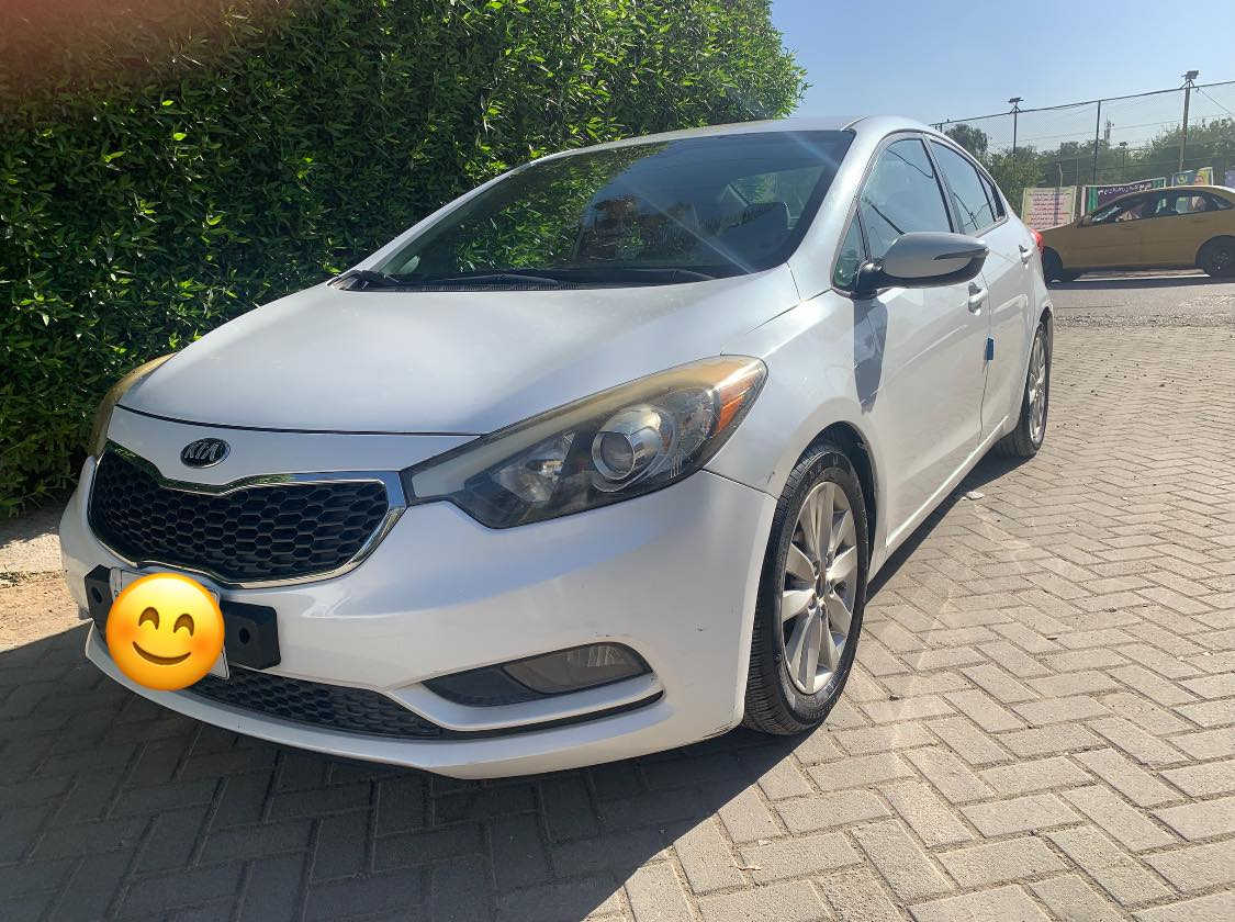 سيارة فورتي 2015 للبيع
فورتي موديل 2015 امريكي ابيض رقم بغداد .. 4 سلندر .. محرك دوش المرغوب .. حجم المحرك 2000 .. نظيفة جداً شاشة اصلية لمس .. كامرة خلفية .. AUX .. USB .. مانع انزلاق .. نظام ايكو .. نظام كروس .. تحكم ستيرن .. ويل-كب نيكل كروم .. اشارة بالمري .. مري كهرباء .. تبريد ثلج 
حادث بسيط جداً ( باب السائق ) ومصلح بامريكا وراجع بلادي 
السيارة نظيفة جداً ، عزم وعزل ممتاز 
السعر :-  115$ 
للاستفسار :-   ***********
