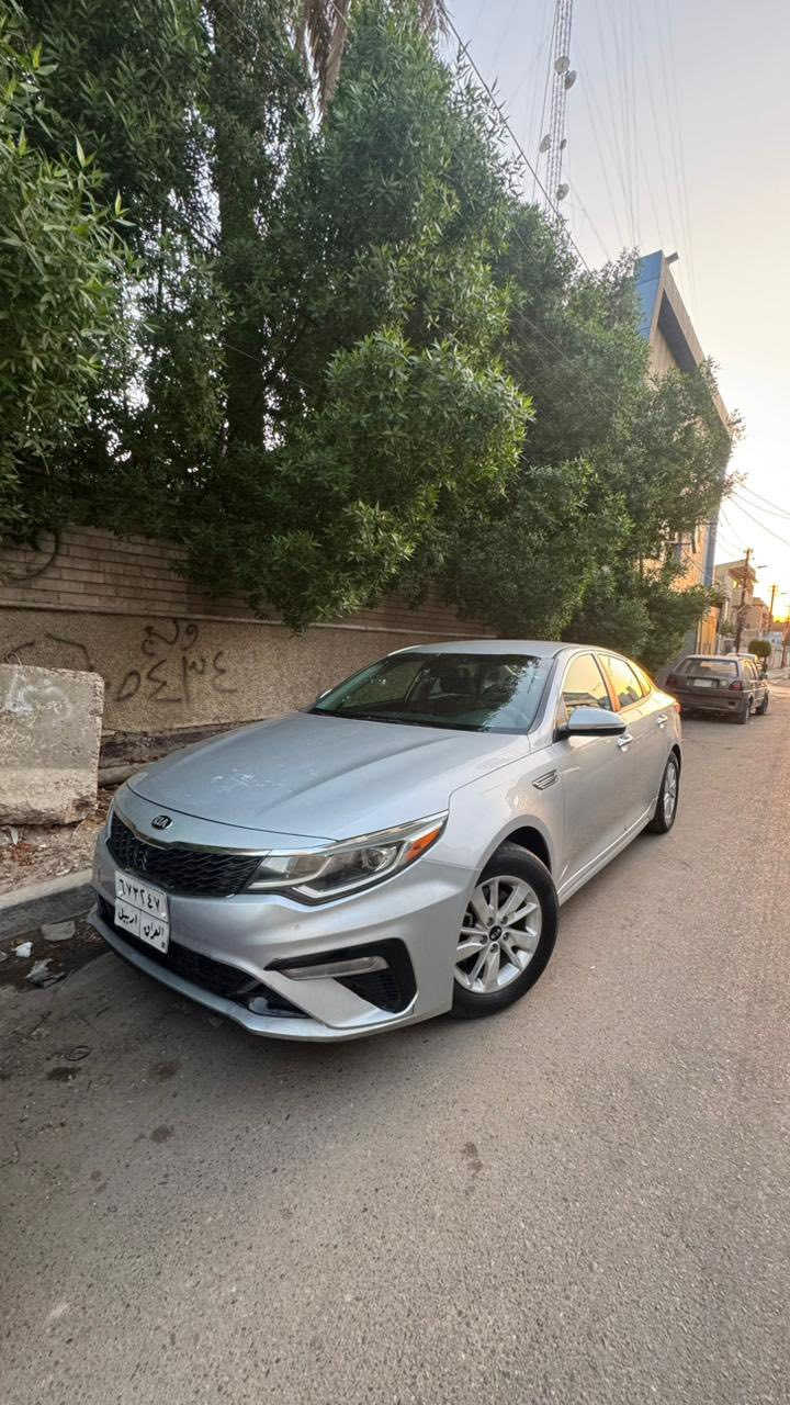 سيارة  اوبتما موديل ٢٠١٩ جديدة بمعنة الكلمة سيارة جاهزة من كلشي تبريد ثلج فول مواصفات ماعدة الفتحة تخم تاير جديد حدادية جديدة حساسات كامرة لون مميز سيارة جاهزة من كلشي صور السيارة بلمنشور سعر ١٤٠ وبيها مجال تصال ع الرقم (***********) مكلف بنشر
