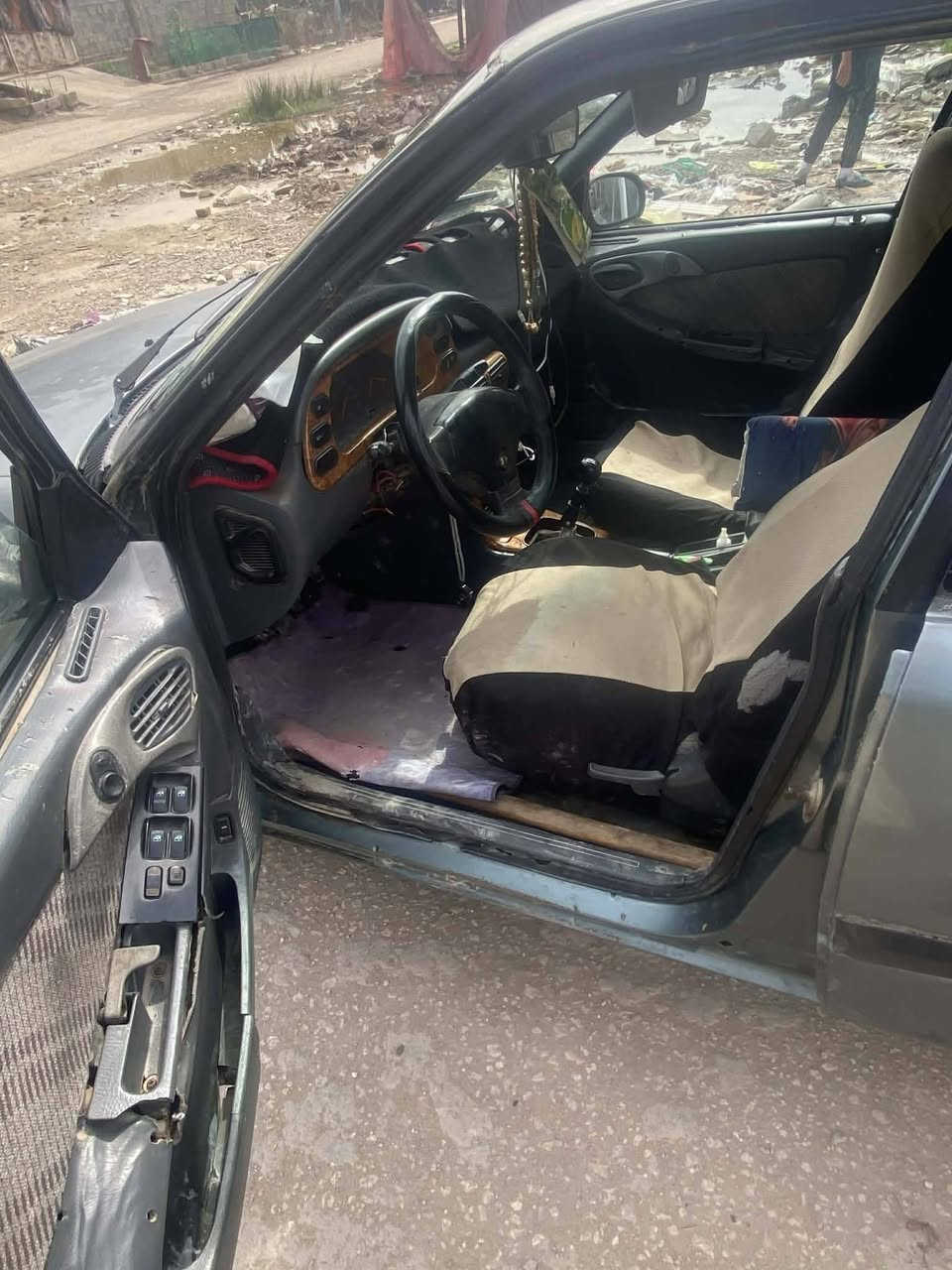 سلام وعليكم سياره اسبرو رقم بغداد مكينه مفتوح بيه خيط بخار مستعجل على بيعتها السياره عوزها سلف اريدها اب 18 من الخير بدون عمله يعجبك اتصل ميعجبك اعبر المنشور *********** مكانها بابل المسيب
