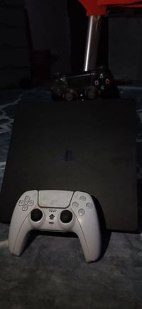 بلي 4 سلم لك ستيكر غراض ويدات 3 نضيف مامفتوح مكاني بغداد حي العامل 077...