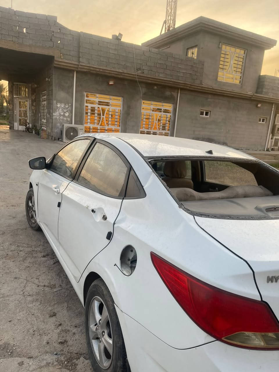 اكسنت خليجي ٢٠١٣ السعر ٦٨ بيه مجال قليل بسمي سنويه ٢٠٣١ هزه ما صاقطه رقم دولي بيه حادث تباع على حادثه شغاله وتمشي مكفوله سابقاً لا لغد ولا شاصي ولا حوض جنطه داخل جديد بيه نواقص بسيطه مكان بغداد التاجي بيع فقط اخوان ما أجاوب خاص اتصل ودلل هاتف 
***********
***********
