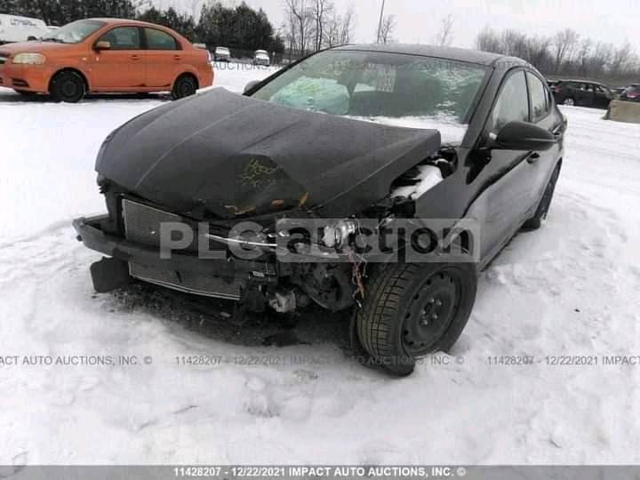 لنتره موديل 2020  سياره فول ما عده بصمه وفتحه تخم تاير جديد كير المرغوب يتي ماشيه 130 عنوان لسياره بغداد لدوره 