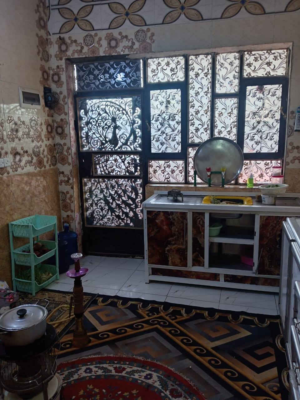 بيت البيع بحي زليزل مساحه 150متر كامل من كلاشي شارع 8امتار مي وكهرباء جاهز شراي يتصل علي رقم ***********
