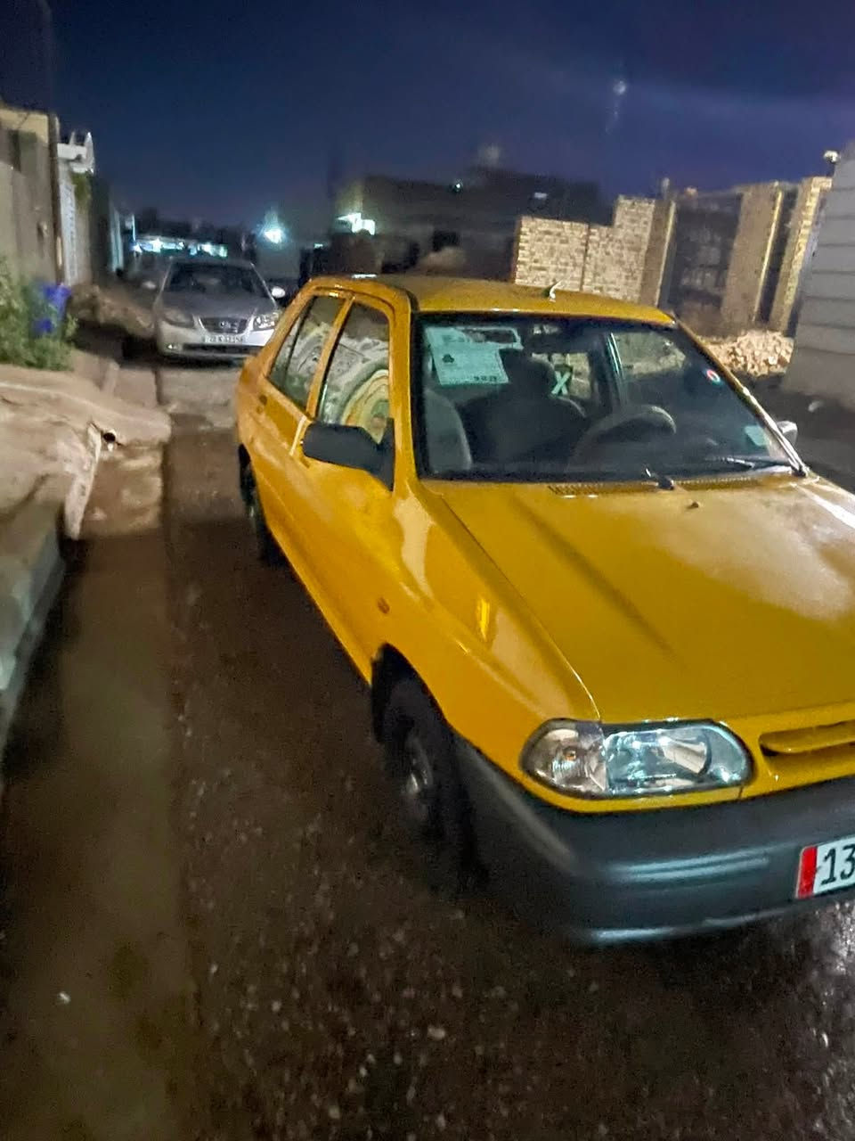 سلام وعليكم سايبه 2021 جاهزه مابيهه نقص حداديه تخم تاير كير مكينه خير من الله سياره مكفوله السعر 55 وبيهه مجال قليل للتواصل المكان ميسان مركّز المحافظه 

***********

