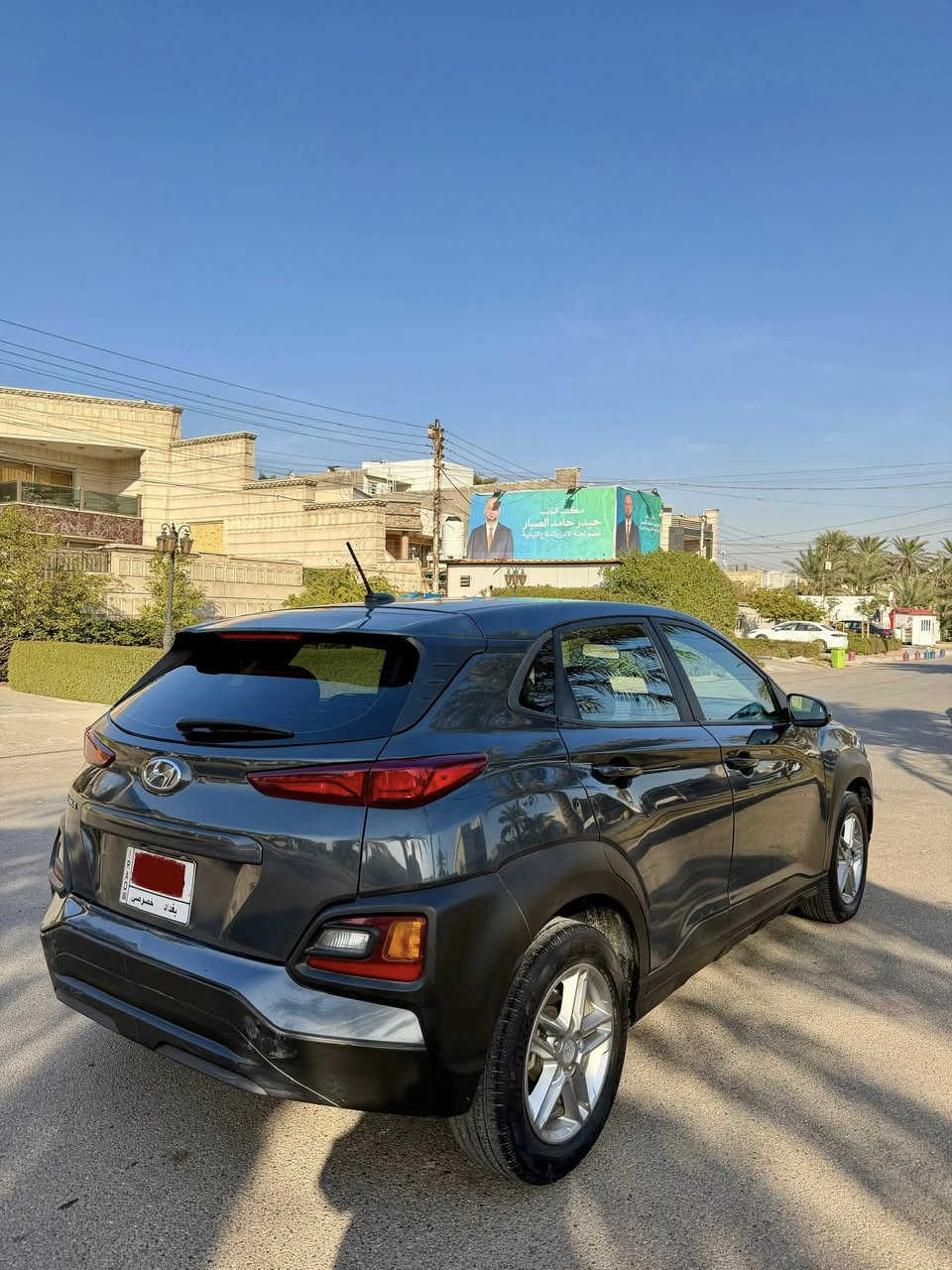 كونا 2021 وارد امريكي 
حادث جاملغبن وبنيد وخشم الجسر بارد فقط 
لغد شاصي كفاله 
موصفات المعرفه عاديه شاشا كامرا ويل كروم مود درايف 
رادار امامي مانع انحدار تحديد مسار لد 
محرك 2000 دوش بدون ادوانز 
ماشيه 54 
سياره جاهزه ومابيه اي نقص 
رقم بغداد تحويل مباشر 
سعر 128 قفل وماكو هيج سعر 
مكان سياره بغداد السيديه 
***********
