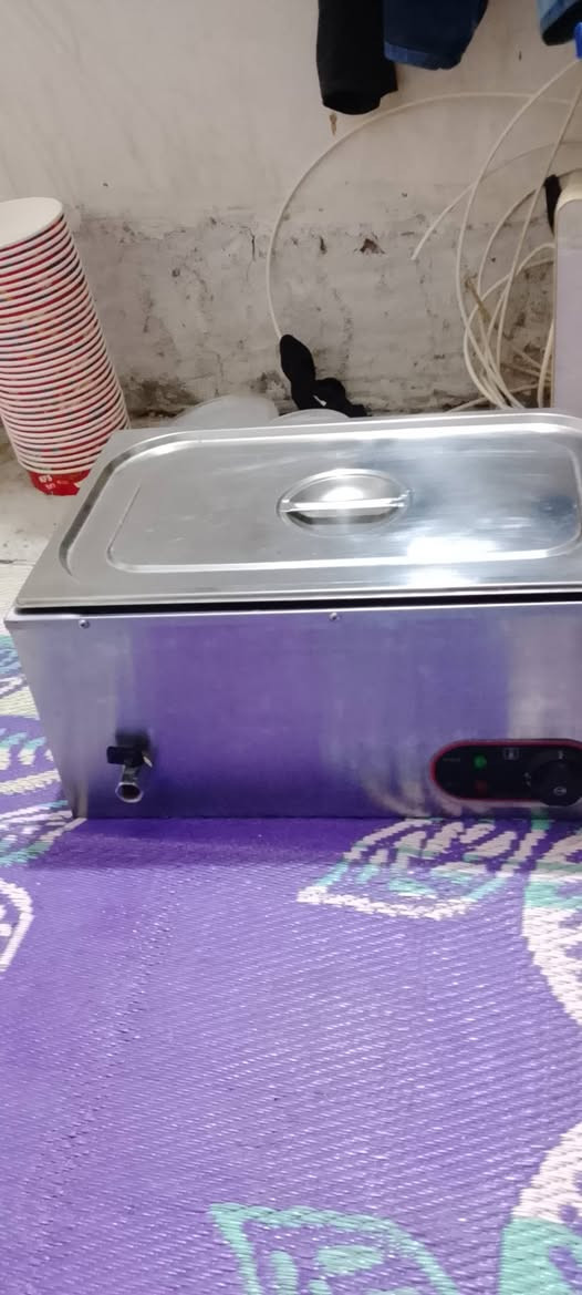 اغراض مطعم للبيع ***********
