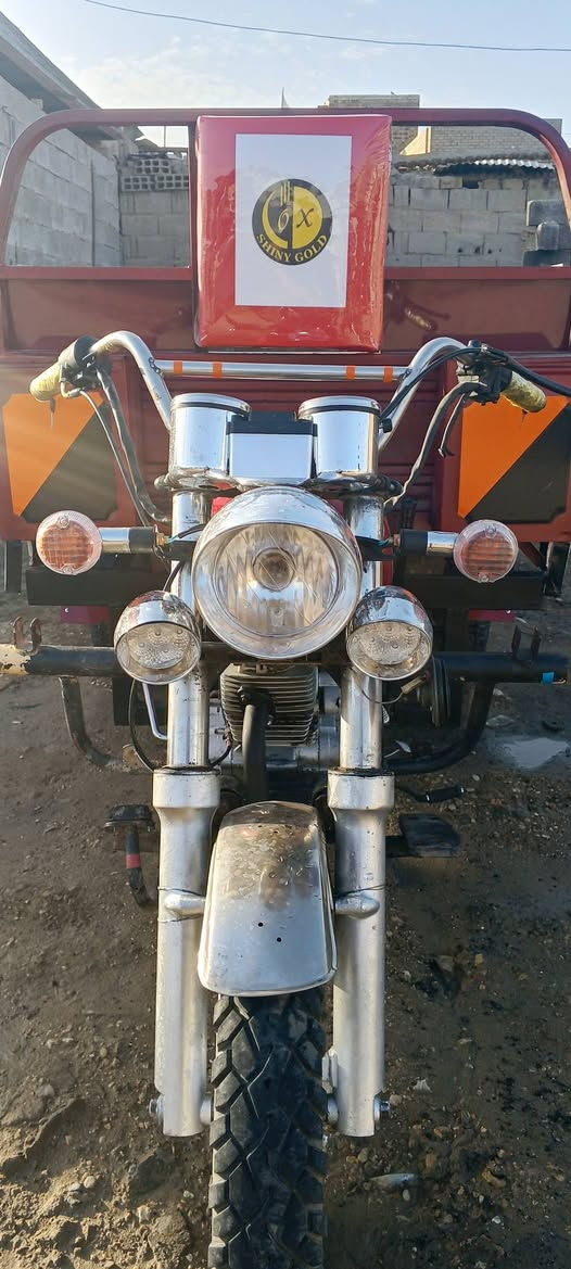 سلام عليكم ستوته البيع موديل 13 مكفوله اوراق وشاصي  مكينه موديل 17 اي ستفسار على الرقم *********** ما متواجد على الفيس
