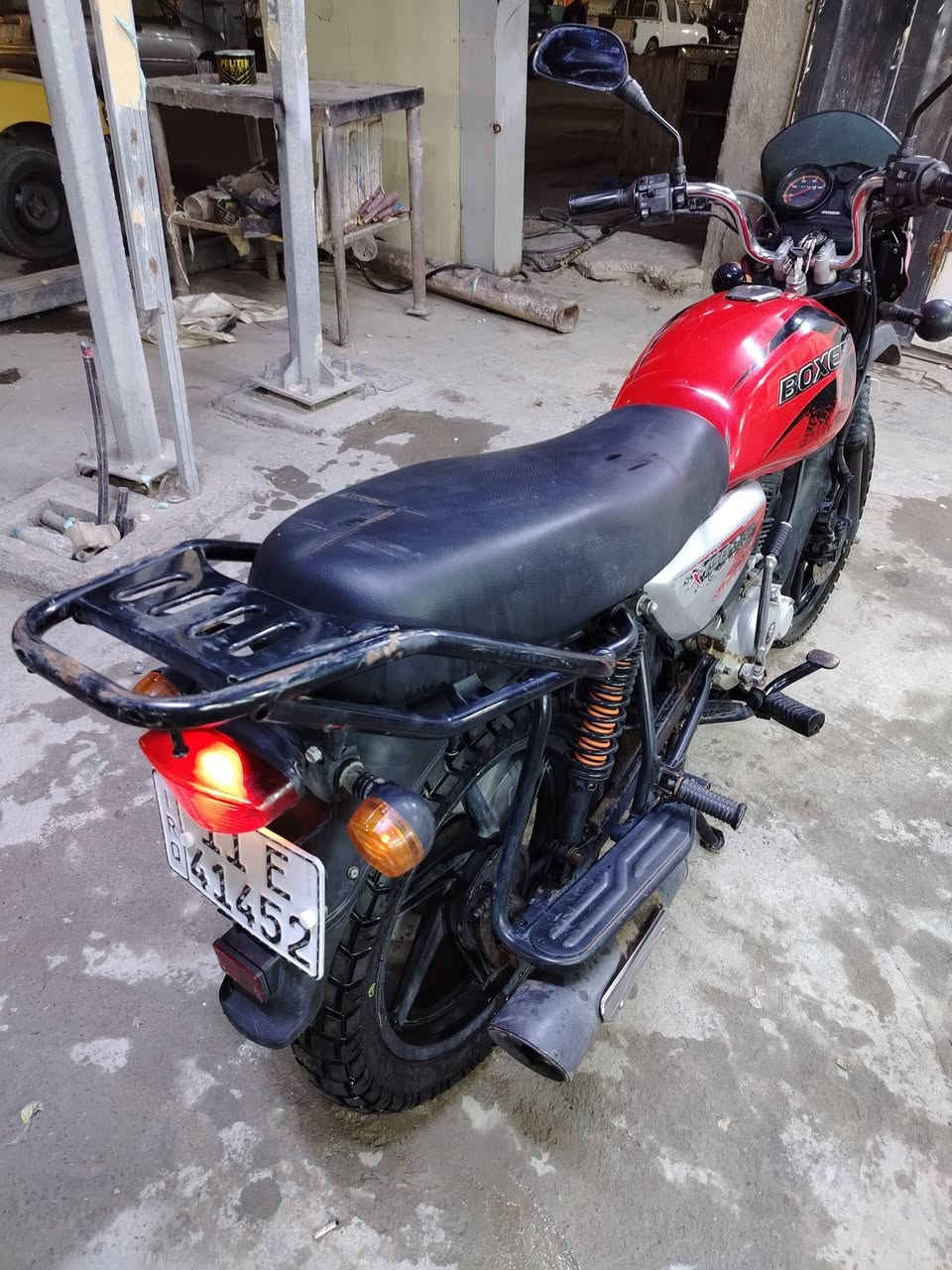 سلام عليكم للبيع جاهزه من كلشي وخير من الله وبلخير على الياخذها موديل ٢٢ شهر ١١ مامتعوبه تجي وشوف ابعينك السعر مليونين وبيها مجال و ***********
