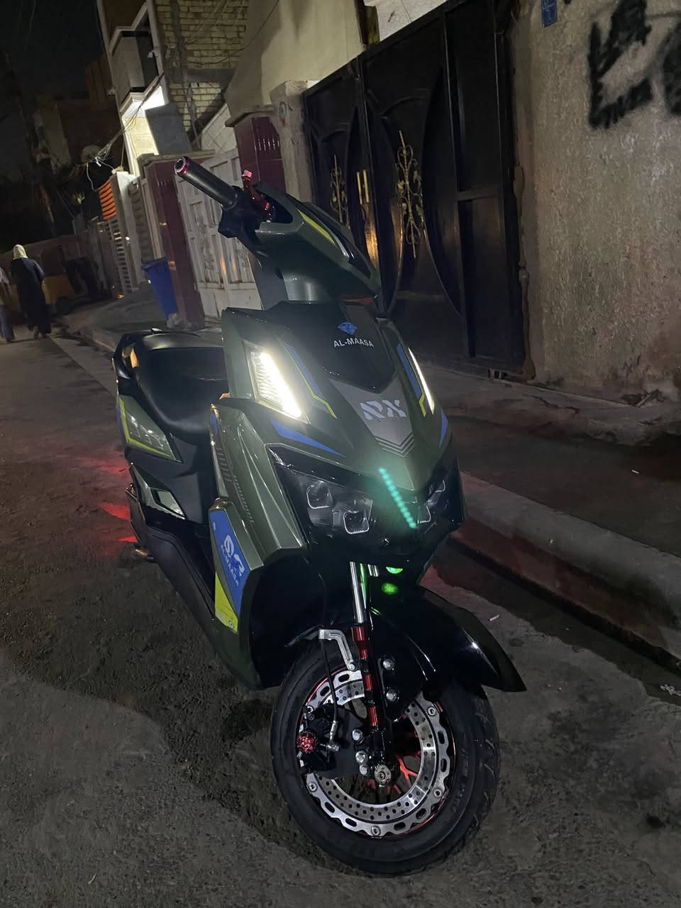 السلام عليكم دراجة شحن للبيع  سكنس موديل 2024دراجة رايدها 600وبيها مجال مكاني بغداد الشعب قرب سوق شلال  للاستفسار رقم ***********
