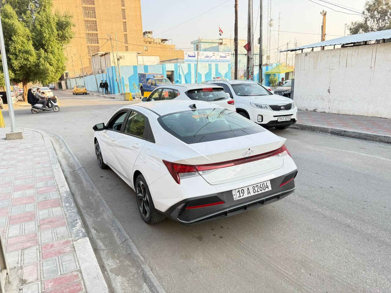 السلام عليكم  النترا موديل 2024 وارد امريكي 
 حادث خفيف جدا فقط حافه البنيد 
بدون دواخل بدون شاصي بدون لغد بدون اي شي غير حافه البنيد 
رقم كربلاء حرة باسمي تحويل ثاني يوم 
ماشيه 20الف  
لد نهاري 
شاشة 
قياده ذاتيه 
تنبيه خروج عن المسار 
توقف ذاتي
 تحديد مسار 
ويل كب 
تحكم ستيرن 
كامره 
وبقبه المواصفات المعروفه 
صور حادثث امريكا مرفقه 
السعر 175
مكان السياره كربلاء للاستفسار ***********
