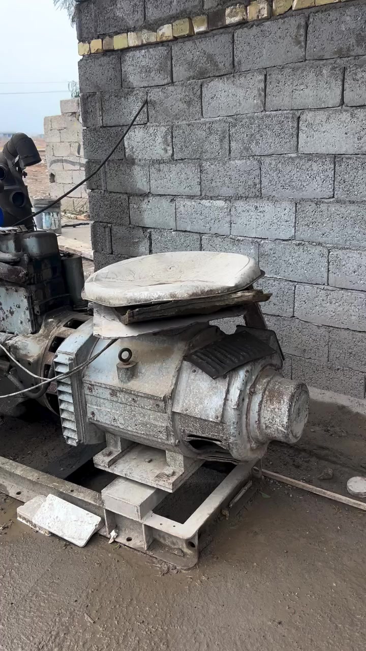 مارسدس ابو ردين سته سلندر بلاديه مولد.
‭0771 780 0504‬
