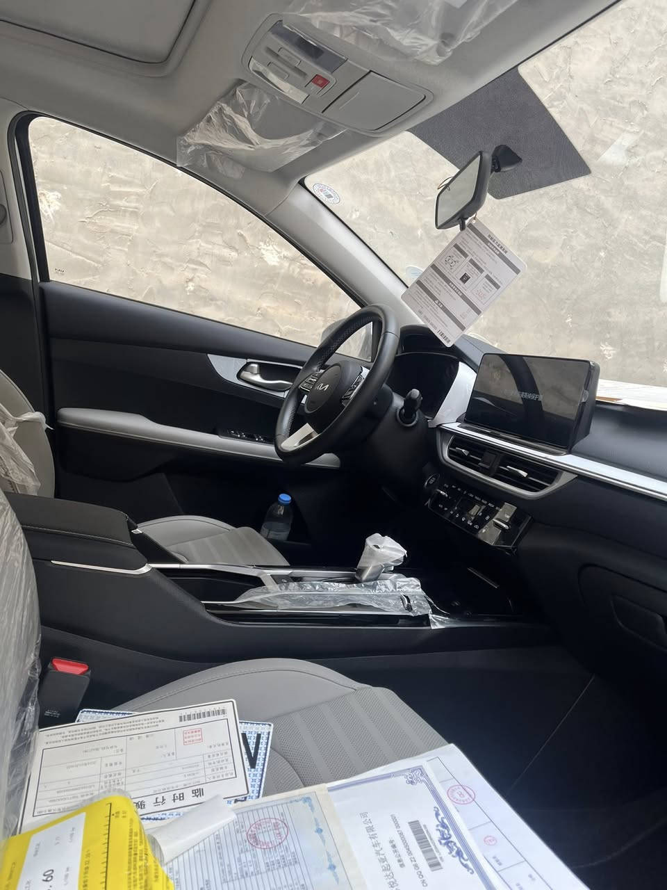 السلام عليكم كيا k3 موديل 22 استلام 24 ماشية 1000 كيلو فقط زيرو الوجبة الاولى مخزنة فول مواصفات تبريد قطعتين مكانه بغداد السعر 154 الهاتف ***********
