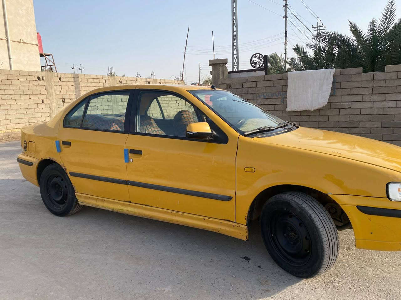 سلام عليكم 
سمند موديل ١٢ رقم بصره انكليزي بسمي 

سنويه ل٣١ مصفره هيئه وغرامات 

تبريد شغال هزه جديده سنتر لوك 

السعر ٣٥ وبيه مجال
***********
البصره قضاء المدينه
