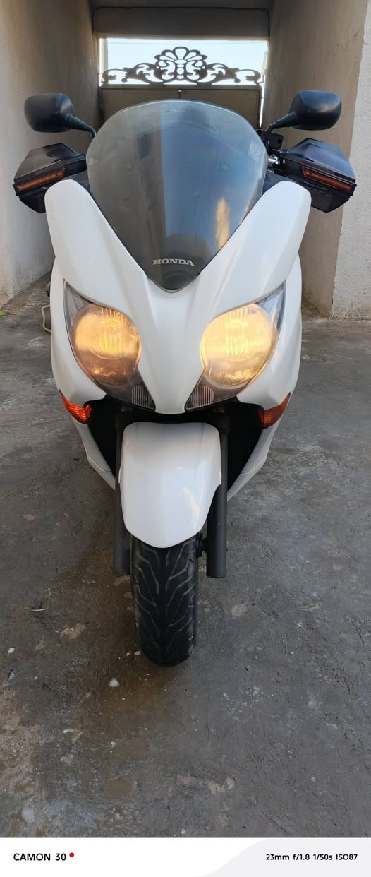 فورزه 010
الكفر نضافته ٨٠/ ١٠٠ هيج شي 
معدل ١٤٥ تراي وين يعجبك طلع 
تاير أمامي  خلفي جديد 
 بس تنويه ( الدفايه بل يدات ماعرف مفصولات لو مايشتغلان من جبته الحد هسه مافتحتها)
وراق ستنساخ 
السعر ١٣ونص  
مكاني كربلاء حي الغدير 

رقمي *********** وأتساب
