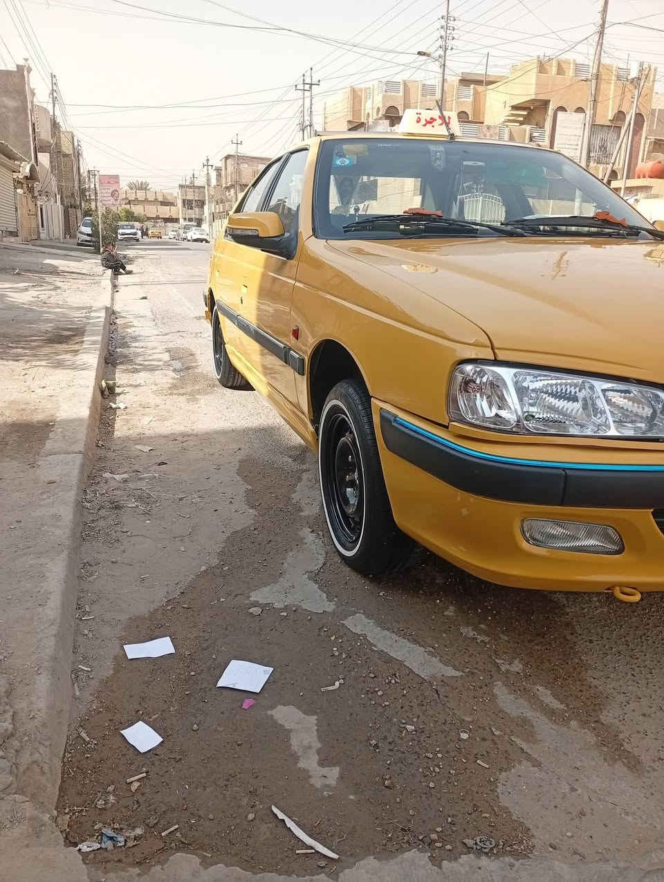 سلام عليكم بيجو بارص 2013
مكفوله من ضربه والخياس والمعجون 
سياره صبغ حزام اثر جراد 
تخم تاير خط ابيض جديد + ويل  + صدر + بلكات + نوزلات + فيت بم + منضومه زنون 
كله جديد 
سياره جديده ومتعوب عليها مال جناي 
تحويل ثاني يوم مياشرا 
سعرها ٤٥ قفل قفل 
مكانها بسمايه 
***********
