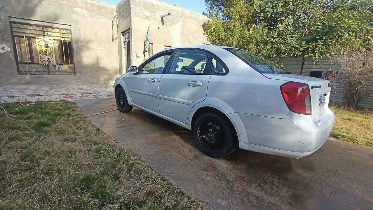 سلام عليكم عندي اوبترا 2011 بيع او مراوس حسب القناعه سياره حلوه ونضيفه محرك وكير خير  من الله تبريد شغال باتري تايرات جديده السياره بيها قطعه نص صبغ مقفوله من التبديل من والضربه وسعر السياره 75 بيها مجال السياره رقم كربلاء باسم واحد عرف ومضمون مكان سياره كربلاء طويريج ناحيه الخيرات رقم الهاتف *********** وبالعافيه علي اخذها
