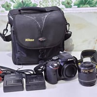 نيكون D5300 • عدسة 18-55 • نظيفة جدا