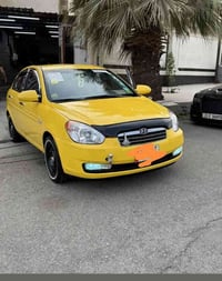 سيارة اكسن دبدوب 2010 هيئه غرامه مصفره محرك كير شرط طخم تايه خط ابيض  ...