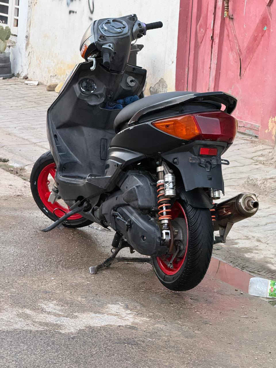 سلام عليكم
سلام عليكم 
دراجه سكنس فحل للبيع او مراوس بعدله او منغولي حسب القناعه 
مكينته 59 بلاديه دراجه شغاله من طول لطول  اشاير وره وكدام لايت  معدل فول وشغاله نكره بأي وقت دراجه ما عايزه اي شي كفاله ما بيه أي نقص تزويد هواي وكله اصلي تايواني شرط
1....كلجات WF
2....عضمه سكليتر Ncy
3....سلف رياضي اصلي
4....يدات بريك مختلفه
5....صدر Dy
6....صينيه Ncy
7....فج اربع بساتم 
8....صالنصه صجميه واقيه كاربون الياف
9....دبلات خلفيه مشمشي ابو البطل
مكاني نجف سعر مناسب خاص
الشراي يتفضل خاص او  رقم(‏‪***********‬‏) متواجد واتساب
