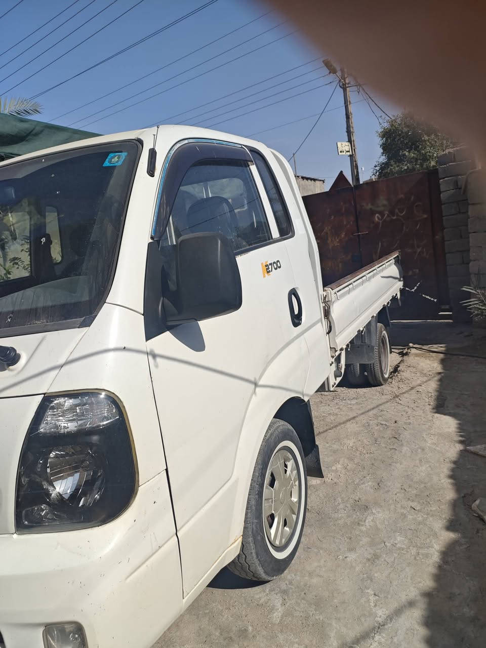 البصرة قضاء المدينة. بنكو مفتوح. وياها محجر. 2014. رقم انكليزي. نضيفه كلش. شاصي نضيف  *********** . بيه محجر كلش نضيف. سعر 112 وبيه مجال قليل.
