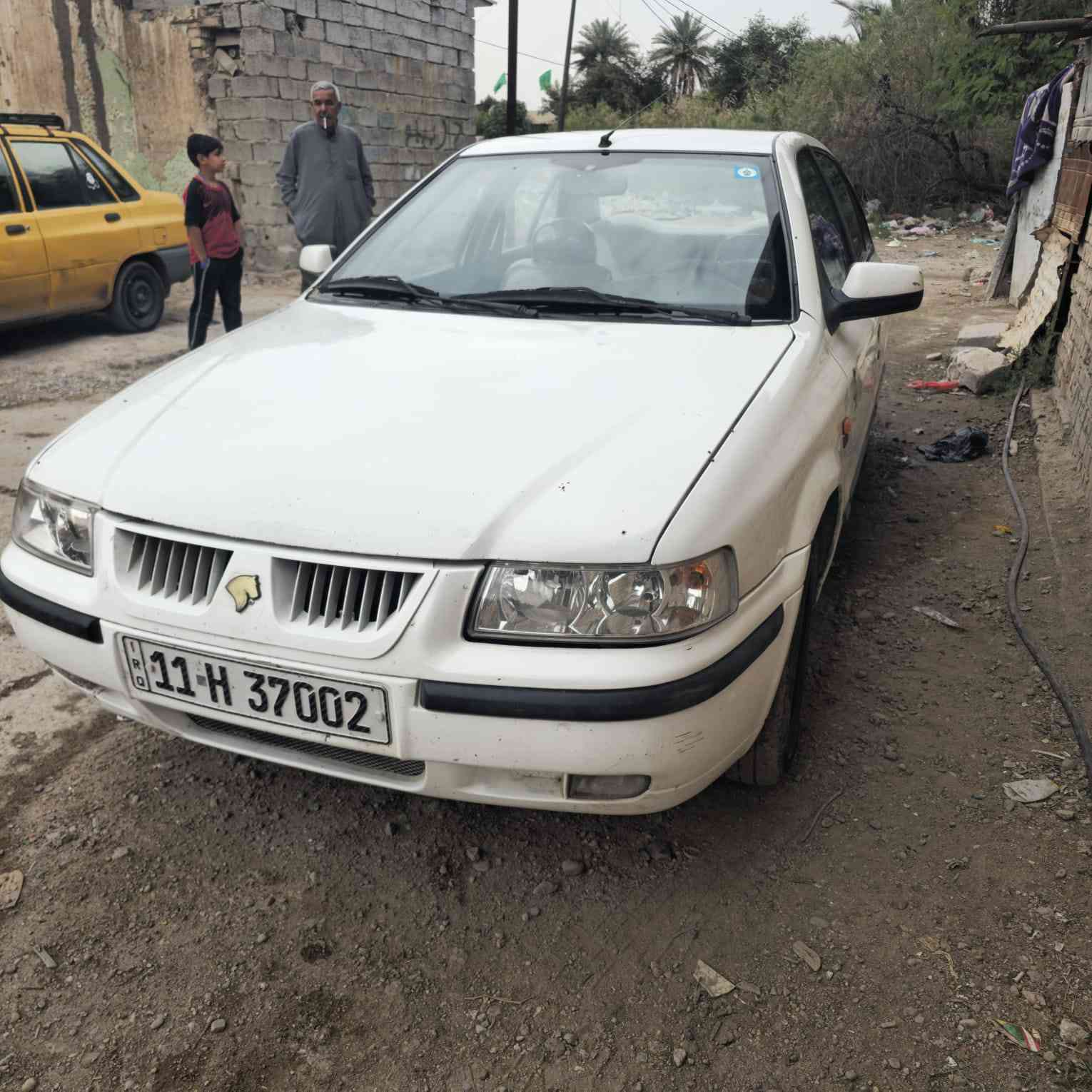 السلام عليكم سمند 2009 مكينة وكير وصدر وتبريد كامله السياره بيهه باب خلفي مصوفر عكس السايق وخياس قليل بل قماره موضح بل صوره مكاني الزعفرايه ***********
