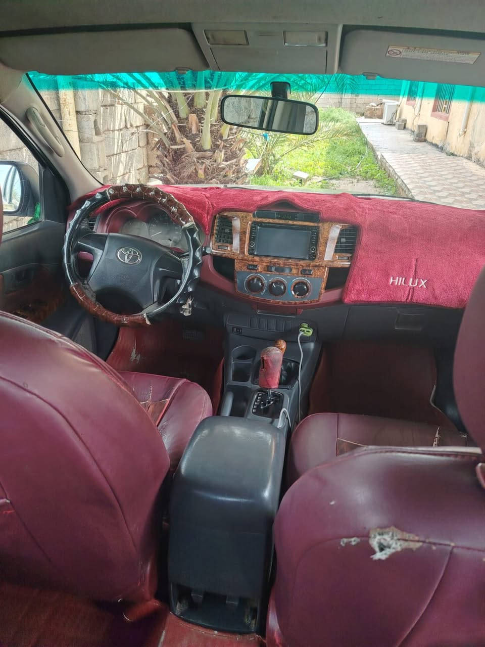 السلام عليكم فور ويل 2012 سيارة بلادية محرك مكفول كير اوتوماتيك رقم ديالى (***********) صاحب السيارة
