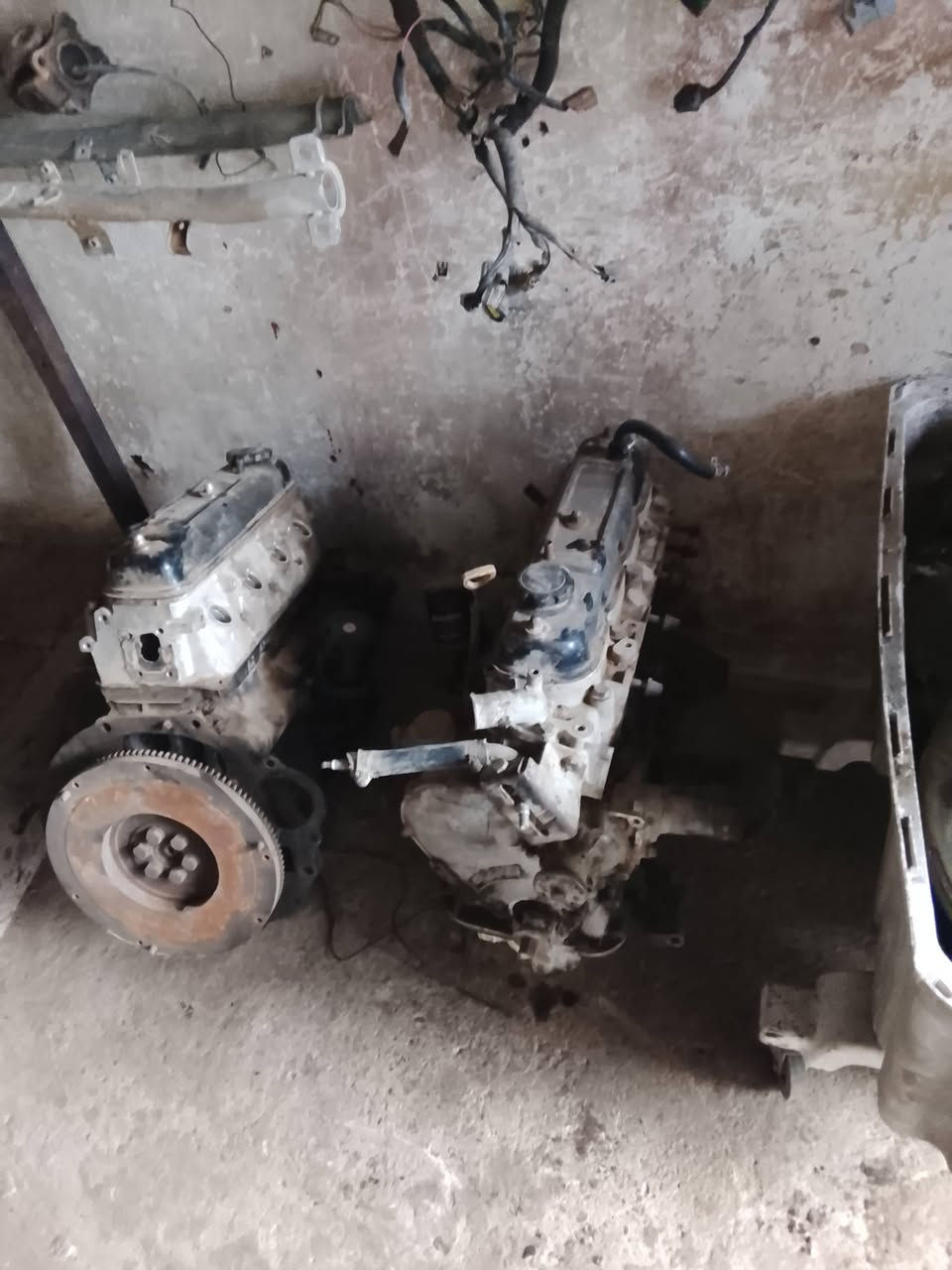 سلام عليكم ادوات فتون تفصيخ العنوان بغداد الدوره نهايت شارع 60 المحل اتصل وبل خدمه ***********
