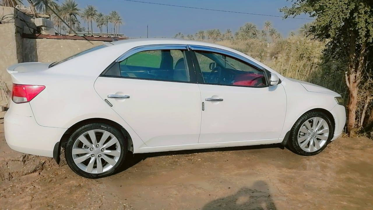 سلام عليكم سياره كيا سيراتو موديل 2012 رقم اربيل فول مواصفات حساسات تحكم ستيرن  جهتين شفتات  شاشه  عده البصمه  مكينه 1600 لا تبخير لا تنقيص كير 6 نمر  ويل حجم 17 سياره خير من الله السعر 103 أو بيها مجال العنوان الديوانية غماس ***********
