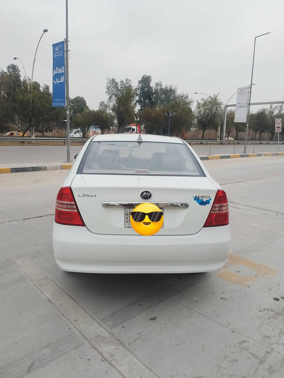 ليفان حجم 620 موديل 2011
رقم الماني بغداد
محرك وكير عادي الاصلي  
شاشه وكامره وحساسات 
كشنات جلد اشاير مري قفل مركزي  بدون صبغ كاربون مامسجل السعر 60وبيها مجال للتواصل فقط على الرقم ***********
