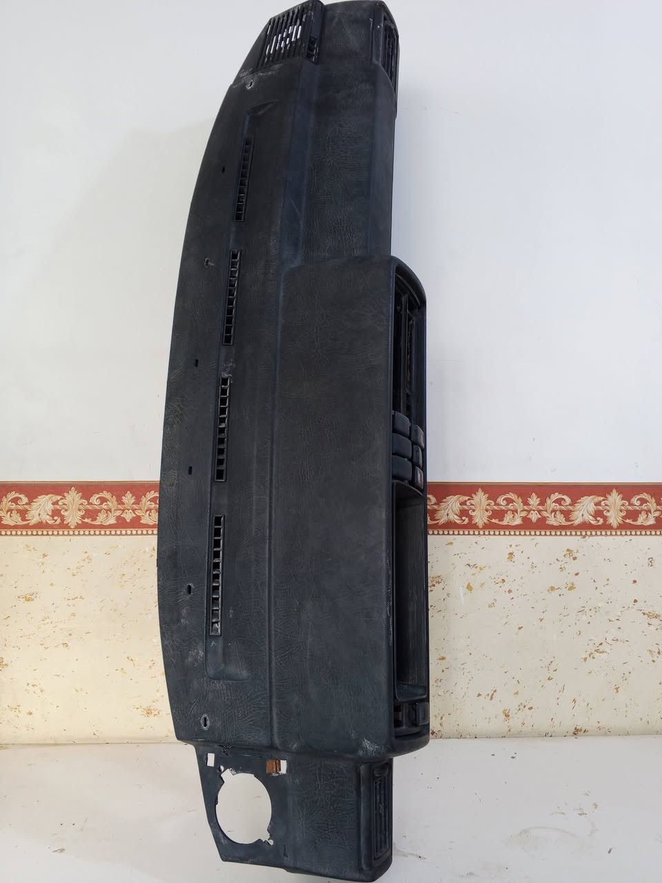 للبيع حاويه توصيل موجود ***********
