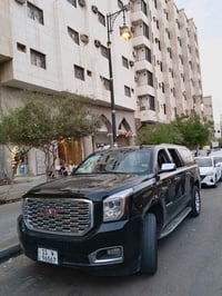 يوكن جمسي طويله وارد أمريكي كلين كفاله عامه موديل 2019 رقم بغداد خصوصي...