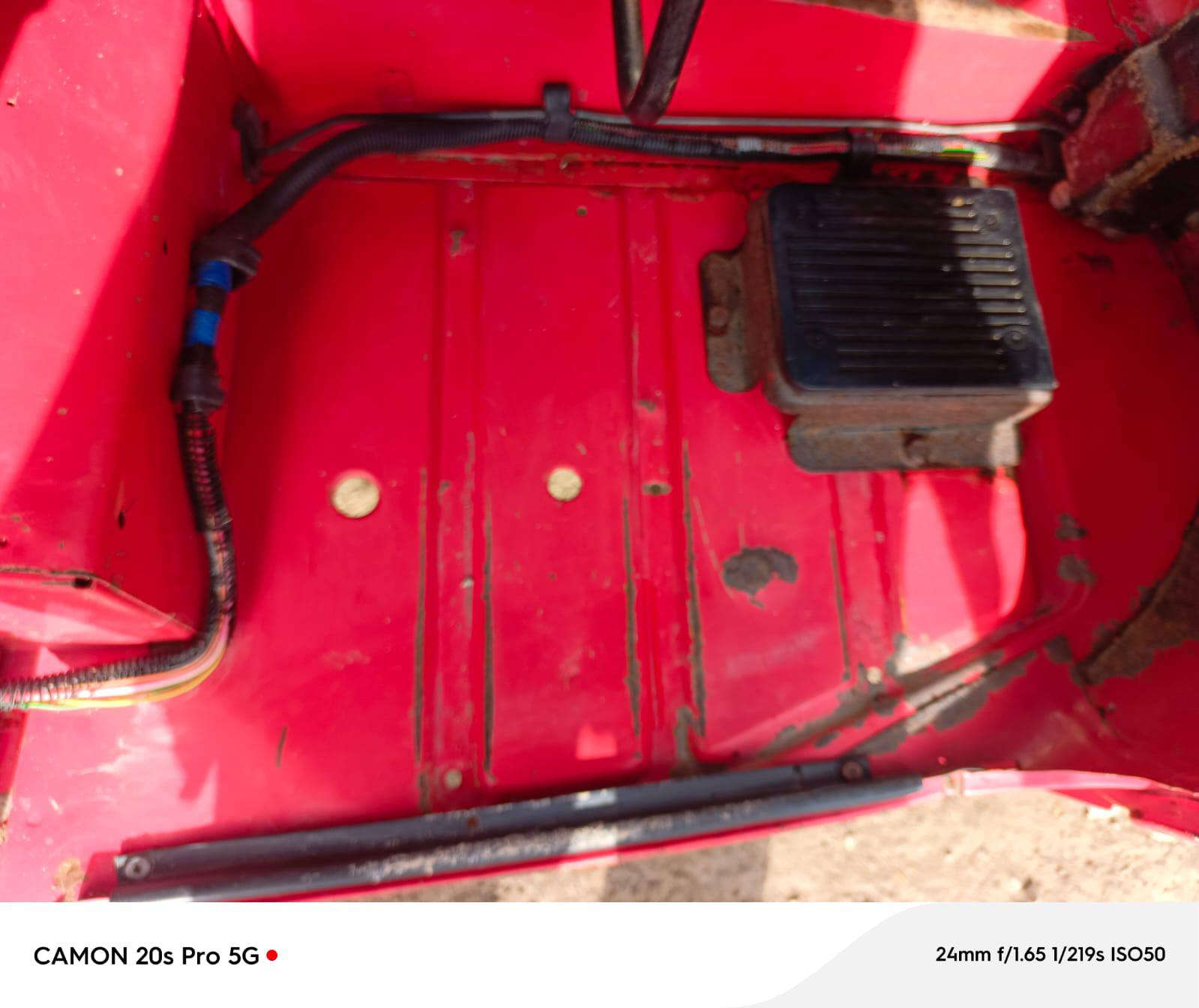 سلام عليكم تكتك بياجو للبيع مديل 2018 رقم وسنويه إنكليزي سنويه نافذه لل2028 /محرك محور TVs خير من الله ناعم/ كهربائيات شغاله مجموعه البريك كلها جديده مبدله قمجيات كلها جدد بوربرنات مال وياله كلها جدد بين قوسين الميكانيك إخوان كله امبدل جديد تخم تاير جواها تكتك جاهزه كبل لشارع ربع دينار متصرف عليها كامله عل أخير/  تحويل مباشر لاتعبك ولاتعبني ونضافه الكشر كدام عينكم مامضمومه حيل نضيفه خياسات ماكو بلكشر ولابلجامرلوغات من جوه انضاف قطره خياس مابيهن
سعر 3750 وبيها مجال بسيط /عنوان ديالى الكاطون 

***********
