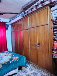 يوجد قرفه نوم خشب عراقي صاج نضافه فول التواصل علا هاذ الرقم07875857502