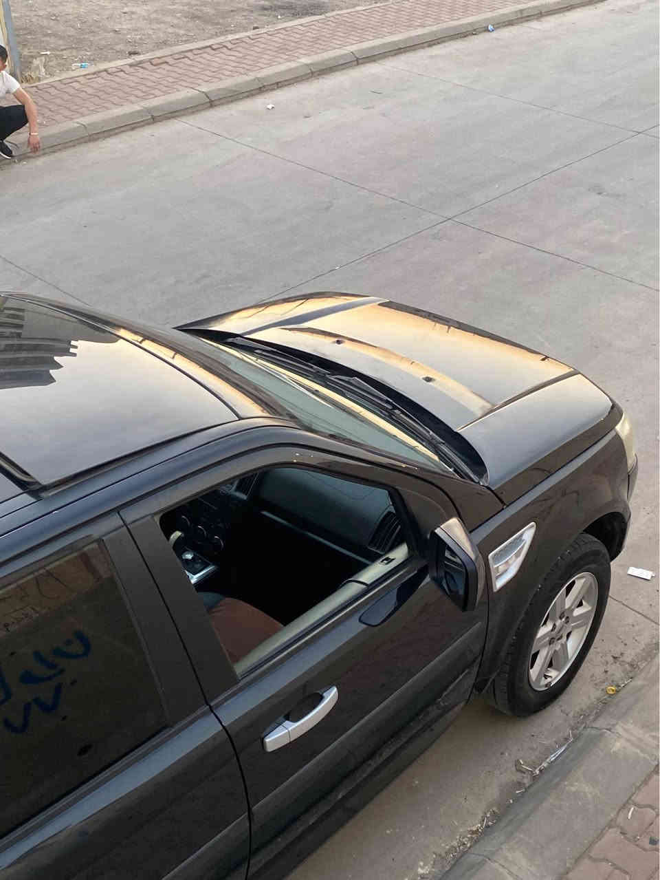 سڵاوی خواتان لێبێ landrover 2011 lr2 بێ بۆیاخ فول کوشن کارەباو کوشن جڵد شاموای ڕەنگی خەنەیی 
گێر تۆماتیک و ئادی چەند مۆدی لێخوڕینی تر 
دەبڵ ئەکسل
سەقف پانۆراما 
تەحدید سورعە
سەیارەکە مەکینەی ئوروپیم سەر خستوە لۆک لۆک دارو باردیم گۆڕیوە تێر مەسرەفم تیا کردوە  
بەناوی خۆمەوەیە سەنەوی و هەزە هەمو شتێکی تازەیە 
سعری ١٠٦ گەڵاو مەجال لە سلێمانیم ژمارە *********** السليمانية, العراق
