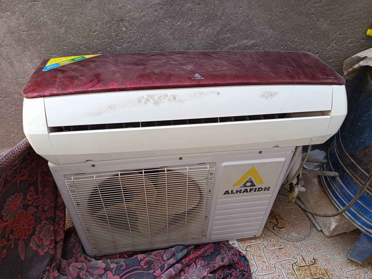 سلام عليكم سبالت طنين وطن ونص شغالات ونضاف نقصهن غاز *********** عنوان سوك شيوخ
