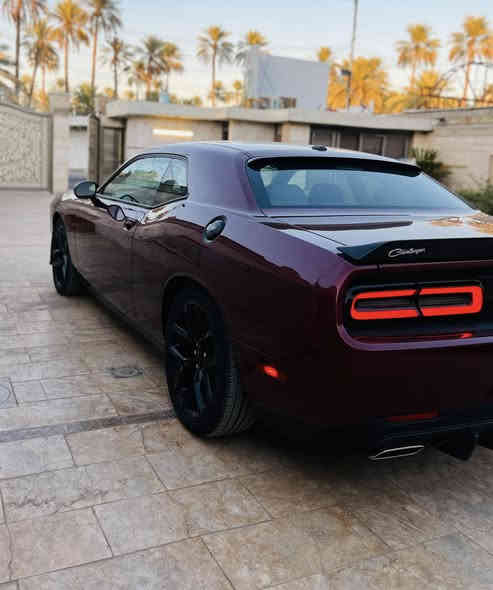 السلام عليكم 💐💐بيع فقط 
دوج جالنجر 2021 امريكي حادثها موضح ب اسفل المنشور🔻
رقم اربيل تحويل مباشر ب اسم المشتري 
عداد المسافه 29 الف 
المواصفات 🔰 sxt
بصمه ابواب وتشغيل 
تشغيل عن بعد 
محرك 3.6 V6
تحكم ستيرن 
كير طياره 
لايت زينون 
وبعد بيها مواصفات 
 📍 مكان السياره / بغداد الكاظميه 
📞*********** 
📞***********
لمعرفة السعر اكتب رقم 1 يتم الرد عليك فوراً 🔹
