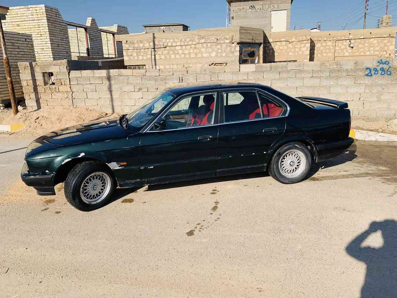 موديل 89
رقم انبار تحويل مباشر 

كشنات كهرباء 

فتحه 

الحجم 525 BMW

كهرباياته هله شغاله ما بيه نقص 

BMWدوخل جديده

تخم تاير 

كير عادي مكفول 

محرك مكفول
الاستفسار ***********موجود وتساب واتصال
