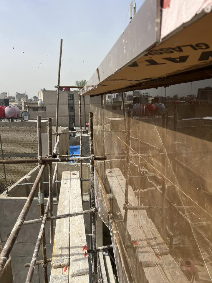 شغل سيراميك درجه اولى سيراميك كرانيت مرمر بورسلين هذا جزء من عملنه الي ينال اعجابكم انشأالله اي استفسار اتصال على هذا رقم ***********
