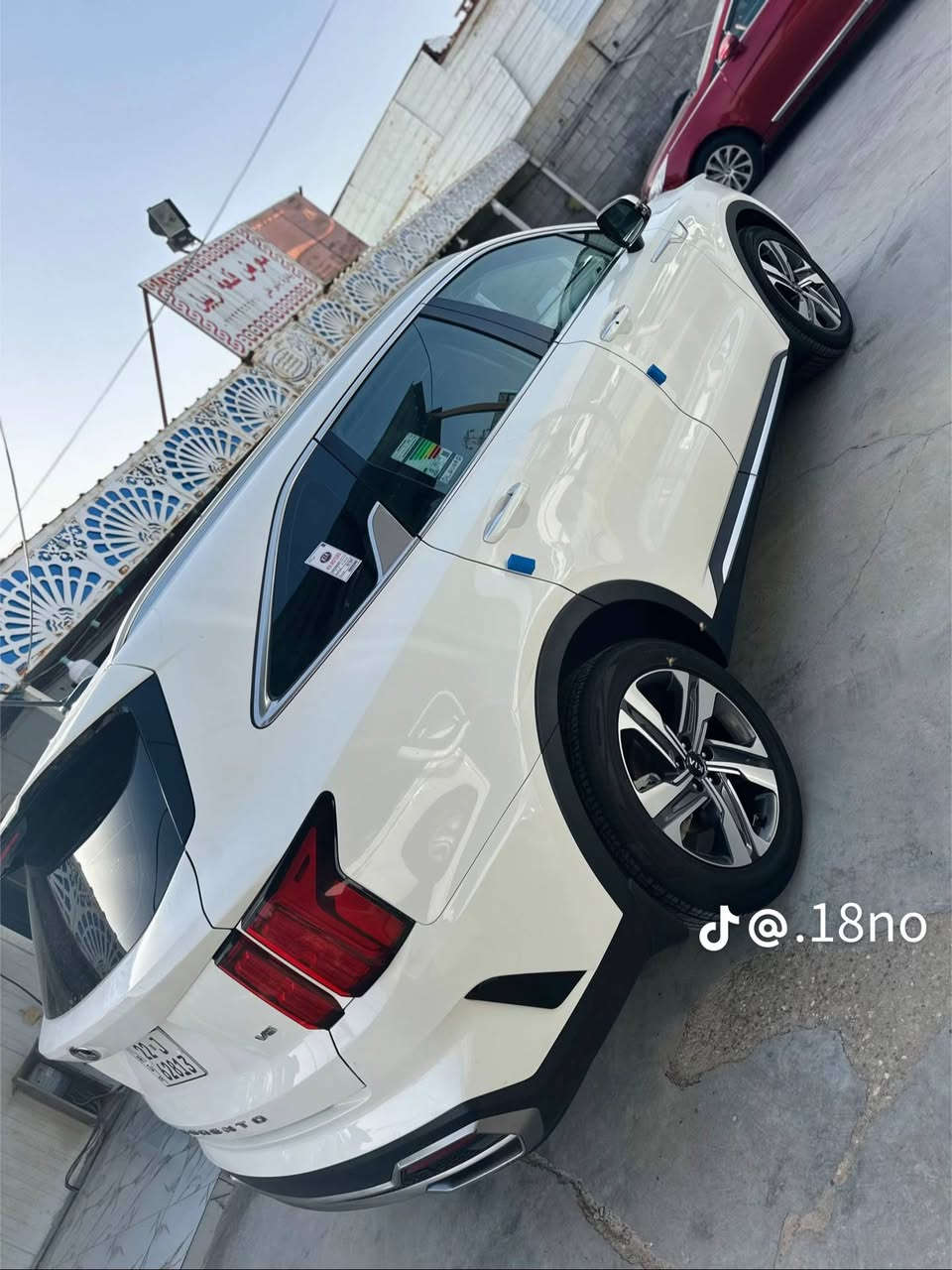 السلام وعليكم سورنتو موديل ٢١ السعر ٢٥٠ماشيه ٦٠ 
***********
