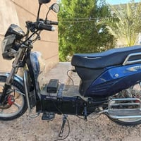 موطور شحن • 6 بطاريات • الرمادي زنكوره