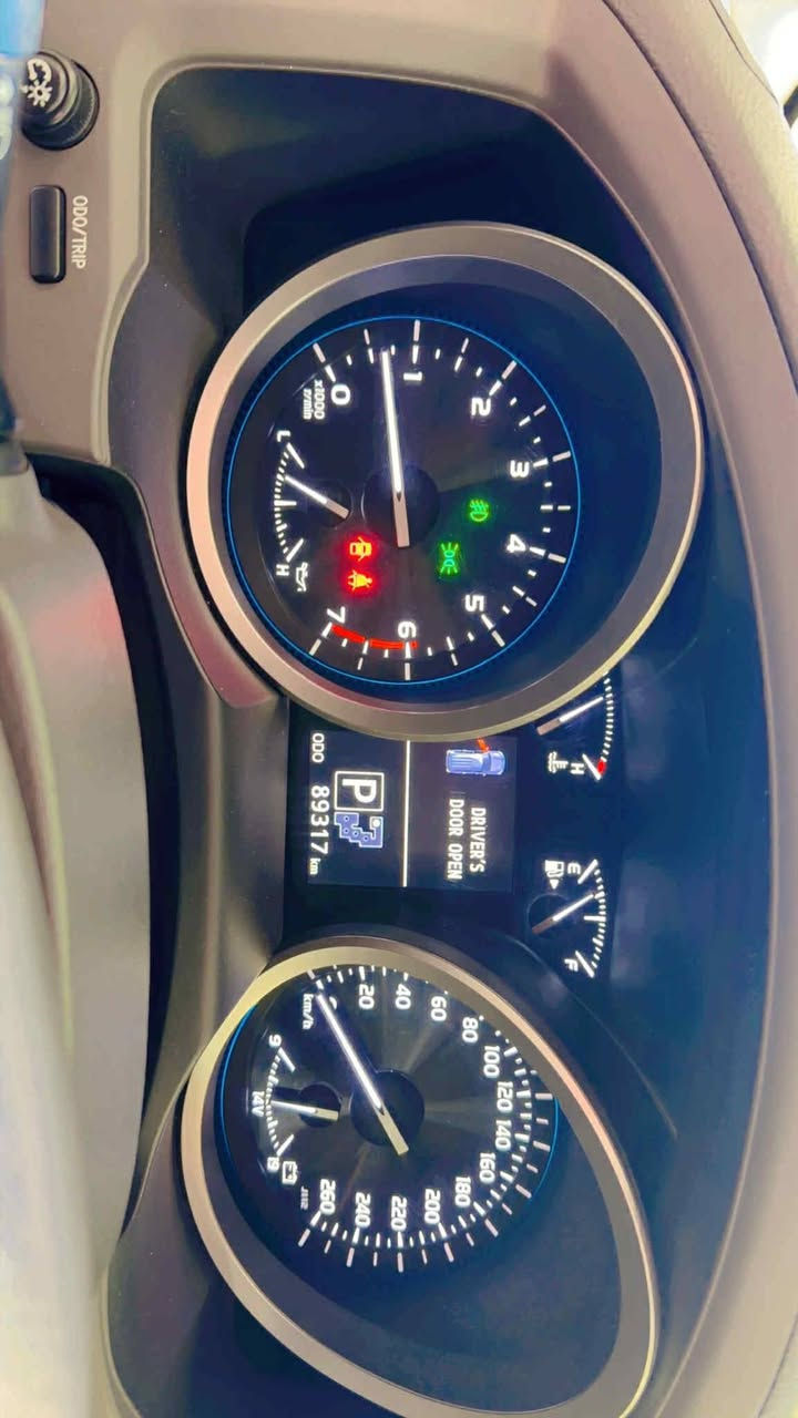 سلام عليكم
لاندكروز موديل 13 سياره فول الفول 
VXR أعلى فئة بل لاندكروز 
سياره كفاله عامه شرط الفحص 
سياره رقم أربيل رقمه جدا حلو شبه مميز 
سياره 8 سلندر كامرات 4
كشنات جلد فول للخير 
رقم أربيل 
سياره ماشيه89 حقيقي 
عنوان نجف 
الاتصال, ***********
***********
سعر 420$ وبيه مجال
