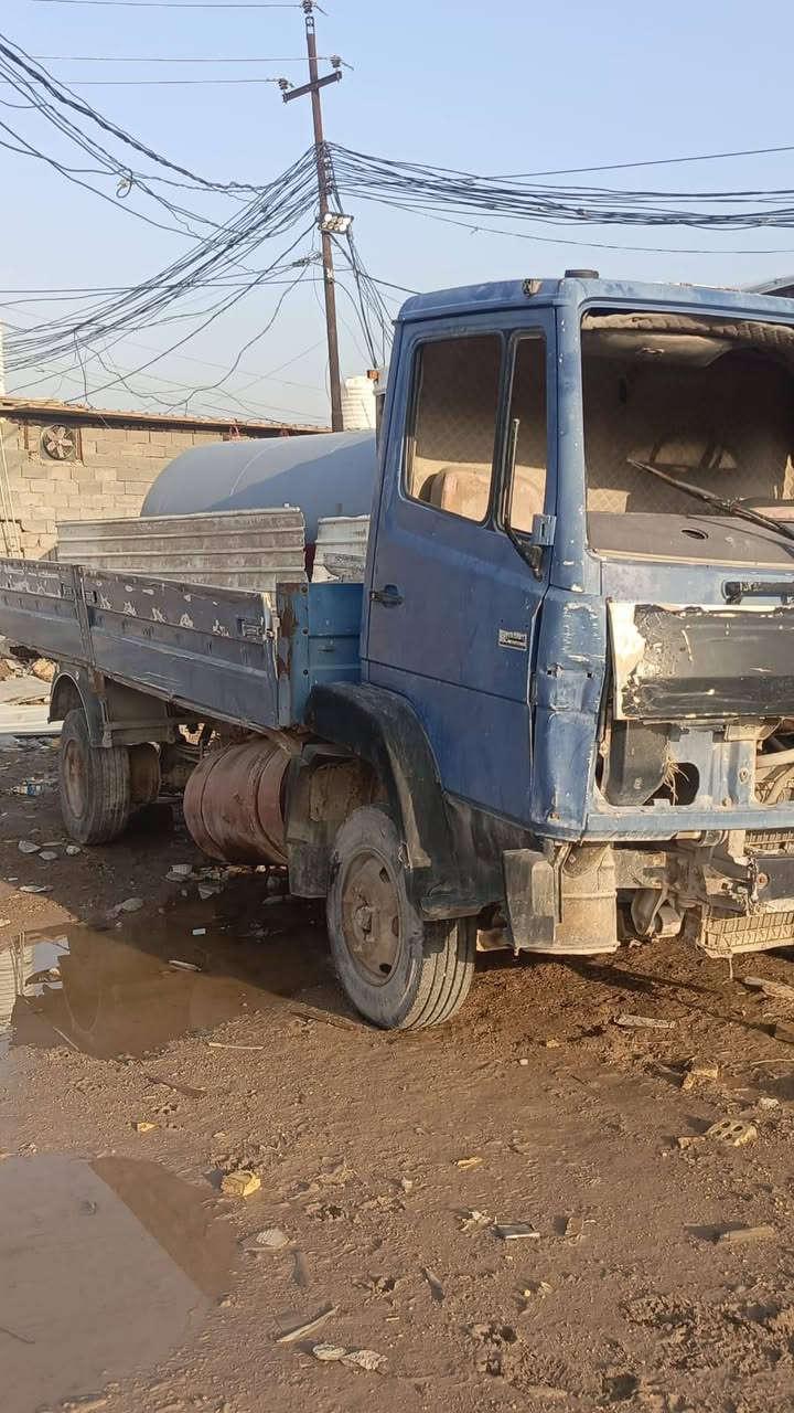 السلام عليكم البه ٩٢ للبيع بدون كير ومكينه بدون تحويل تفصيخ عنوان دوره سعر ٢٥ هاتف***********
