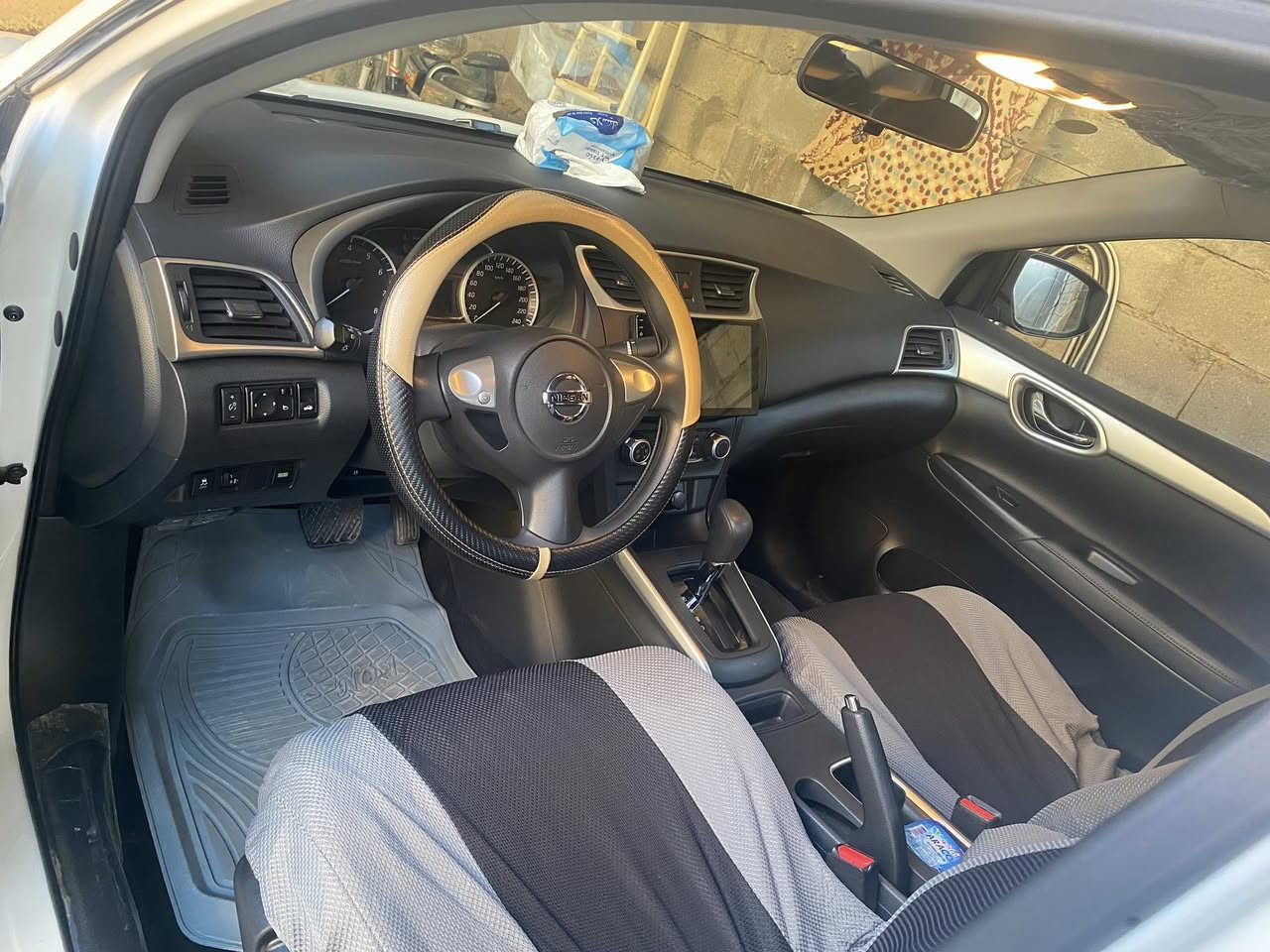 نيسان سينترا  موديل ٢٠٢٥ الشكل القديم 
زيرو شركة 
ماشيه ٢٠،٠٠٠ 
ارقام اربيل — مكان السيارة الانبار الحبانية
للاستفسار الاتصال على الارقام : ‭                                                                       ٠٧٧٢ ٣٩٧ ٦٢٥٣  ‬‭ —   ٠٧٨١ ١٣٤ ٦١١٢
