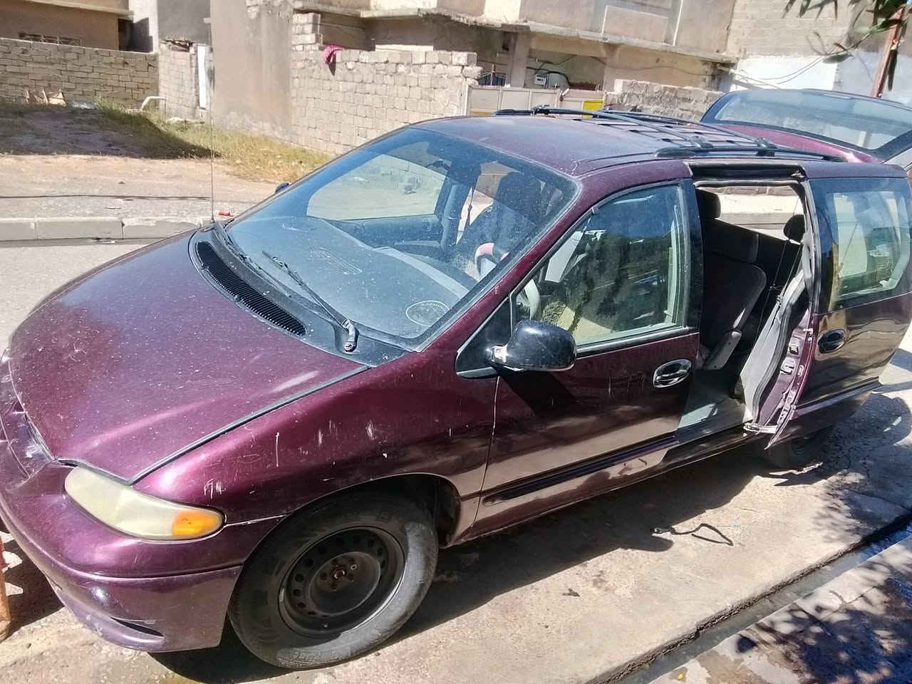 دوج كرفان موديل ٢٠٠٠ للبيع ٢٥ وبيها مجال رقم صلاح الدين سنويه لل الشهر ٩ عام ٢٠٢٧ كير اوتو محرك بلاد كالوبر مكان كركوك للاستفسار الاتصال على الرقم *********** واتس آب
