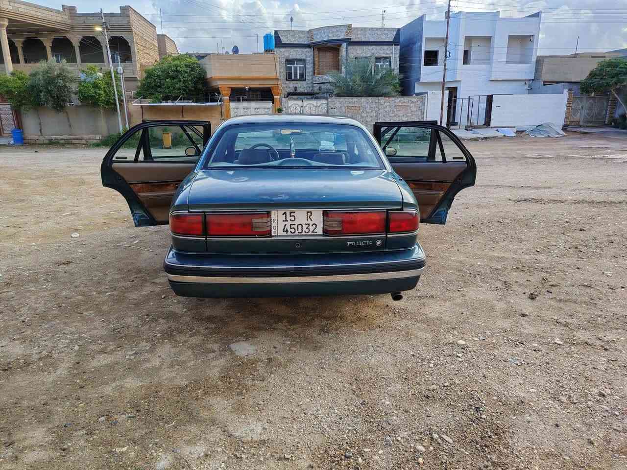 يالله السلام عليكم
بيوك امريكي موديل 1992
رقم انبار دولي شرط التحويل
كير محرك كفاله 
كشنات كهرباء.. ريموند تفتيح 
صدر نص عمر تخم تاير  
مكان السياره الانبار هيت 
السعر 50 
رقم الهاتف ***********
                ***********
