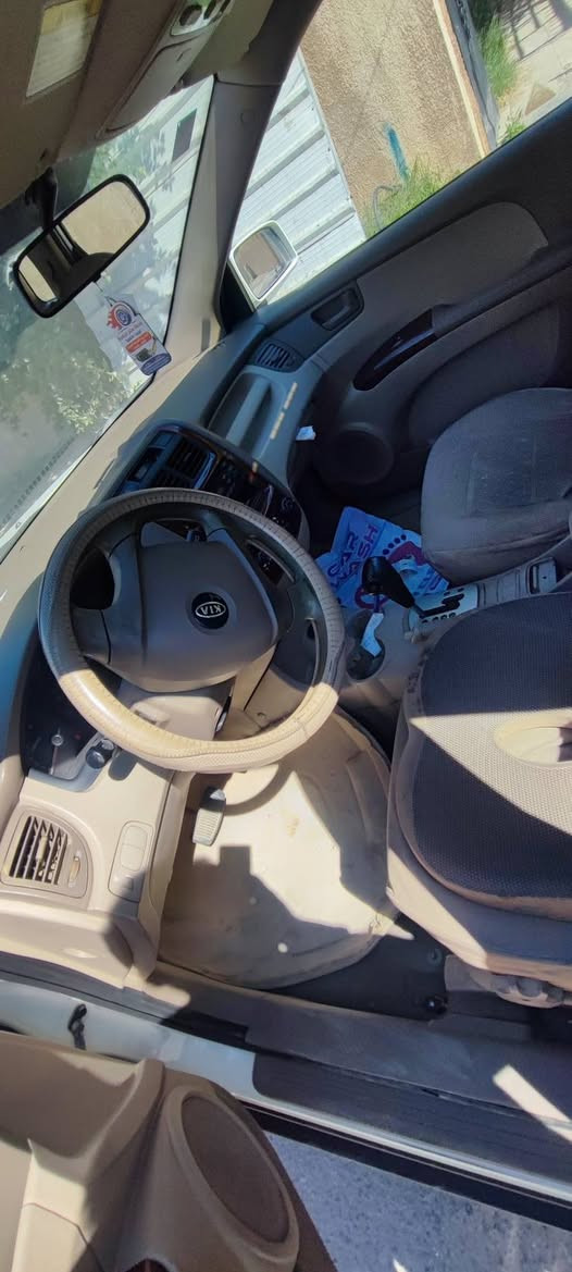 كيا سبورتج 2009
وارد خليجي
ماشي 177 الف كيلو
السنوية باسمي تحويل ثاني يوم 
بغداد ش فلسطين 
***********
125
