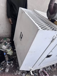 مولدة بيركنز 3 سلندر 15 كيفي  كاتم 100/100 المولد جديدة  مكان بغداد  ر...