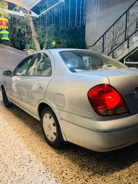 نيسان سني ياباني 2005 اصل رقم بغداد الجديد بسمي 
السياره شوفه عينكم كلش نظيفه ومرتبه 
تخم تاير جديد تبريد ثلج كير محرك كله نظيف  غرفه السياره كلش نظيفه وشادلهه لايتات زنون نهار 
السياره صبغ عام واكفلهه من الكلبه فقط جماليه لان تعرف هذه اللون يجرد بمرور الوقت 
السعر:٨٦ وبيهه مجال حك الجيه فقط
مكاني:بغداد-اليرموك
*********** بغداد
